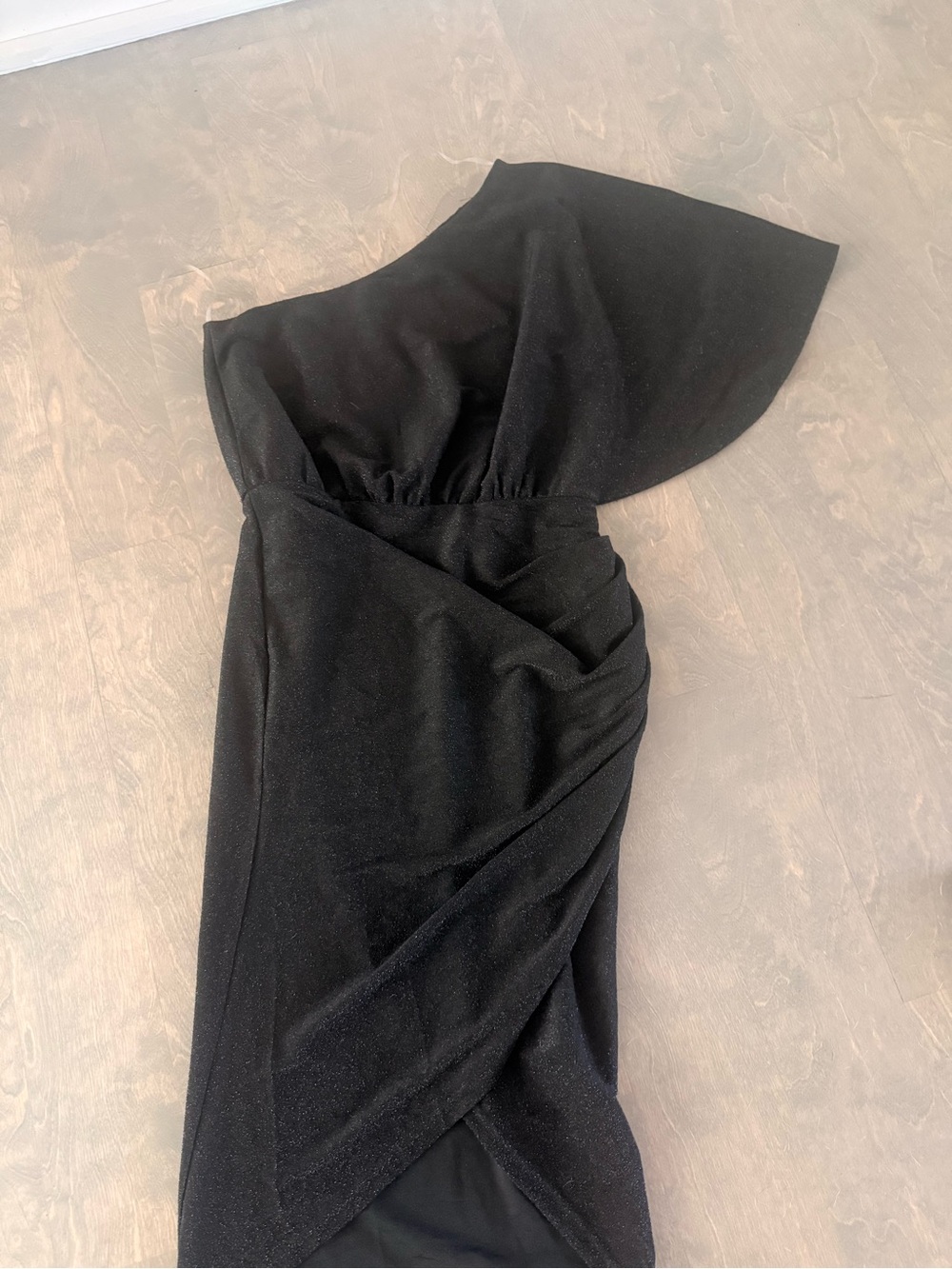 Main Strip Black One-Shoulder Asymmetric Draped Gown